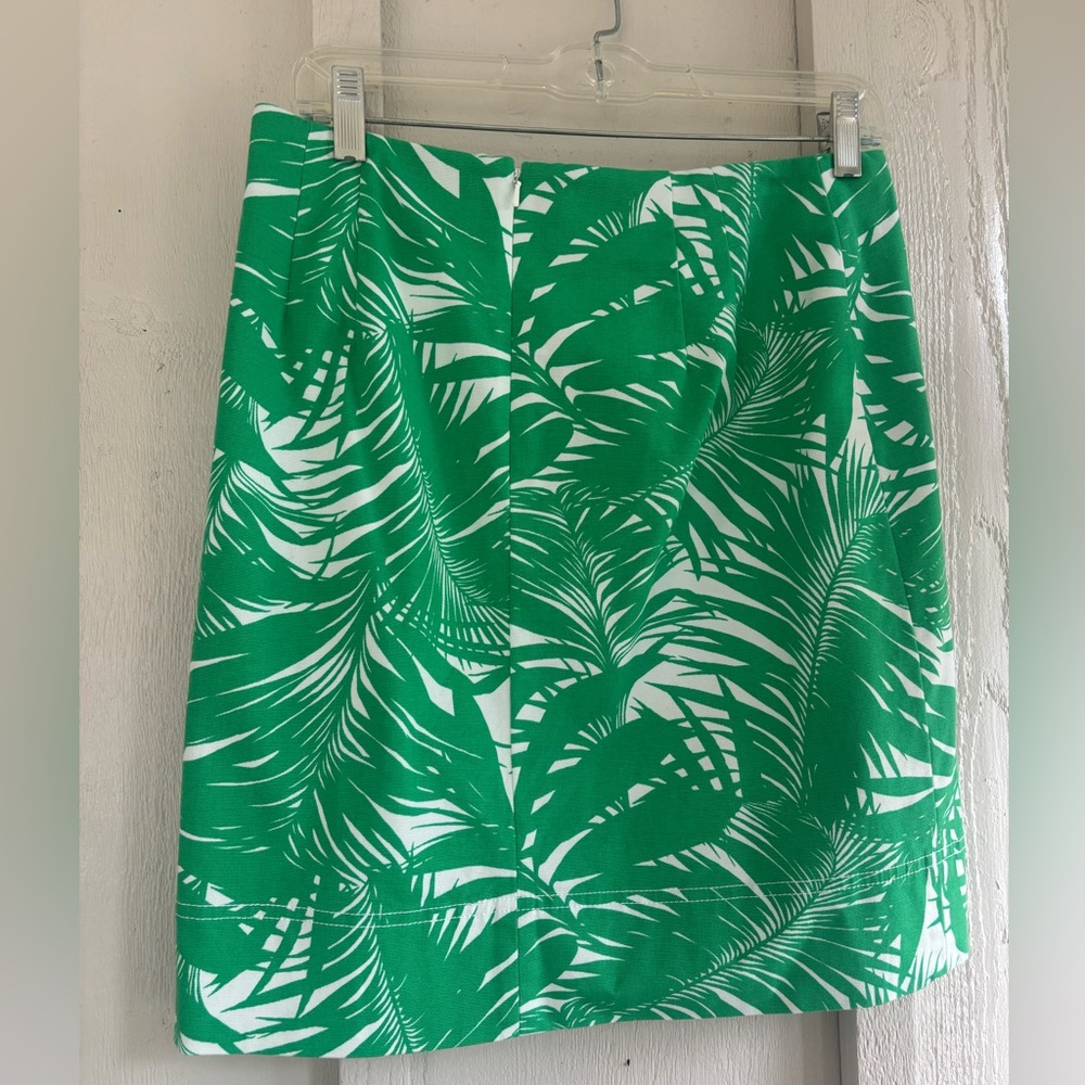 Talbots Palm Print Skirt, a vibrant green and white pencil or straight-style